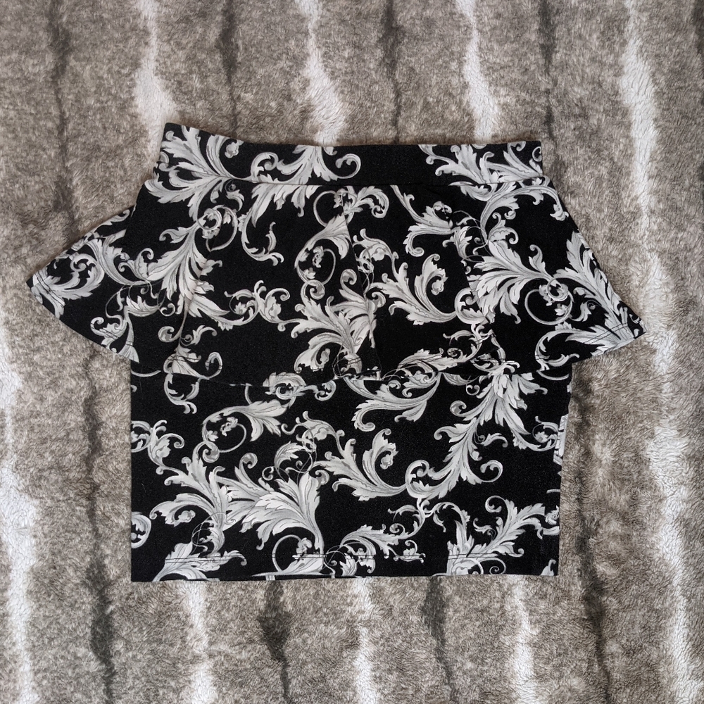 FOREVER21 Ruffle Pattern Mini Skirt - Picture 3 of 5